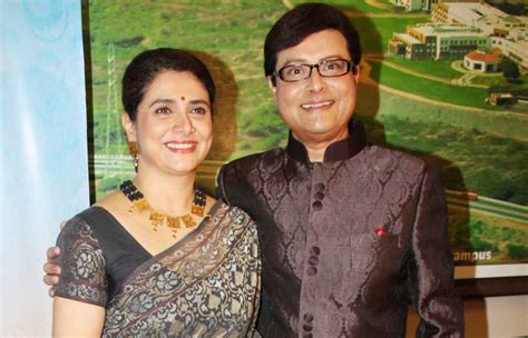 Sachin Pilgaonkar Wife Name, Parents Name, Net .